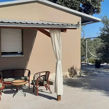 Olive Grove Vakantiehuis *