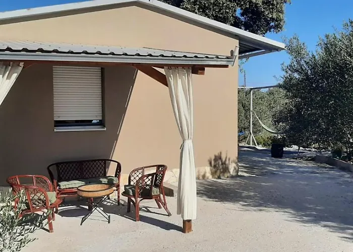 Olive Grove Vakantiehuis *